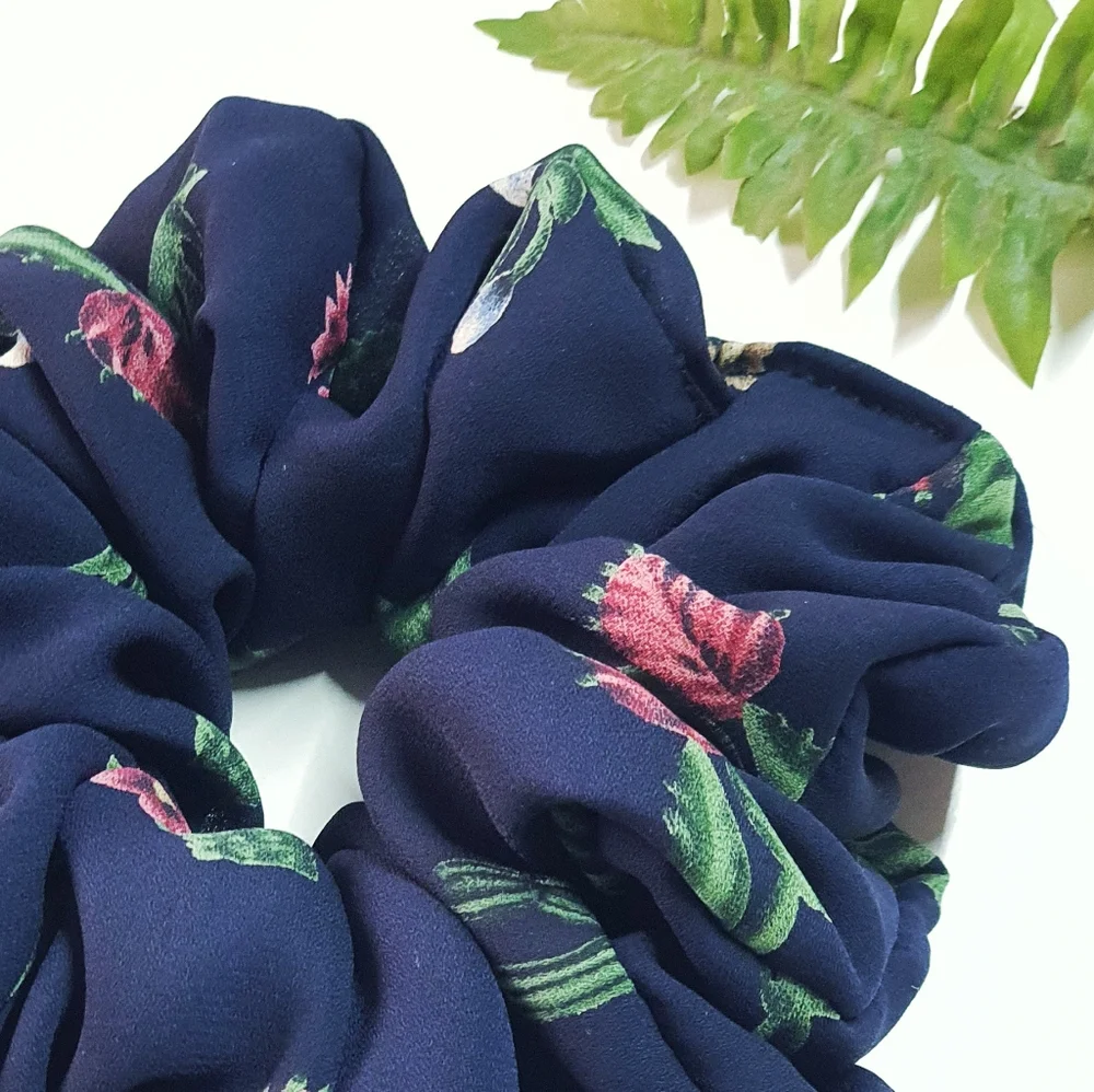 X - Large Navy Blue Chiffon Scrunchie - Picture 2 of 3